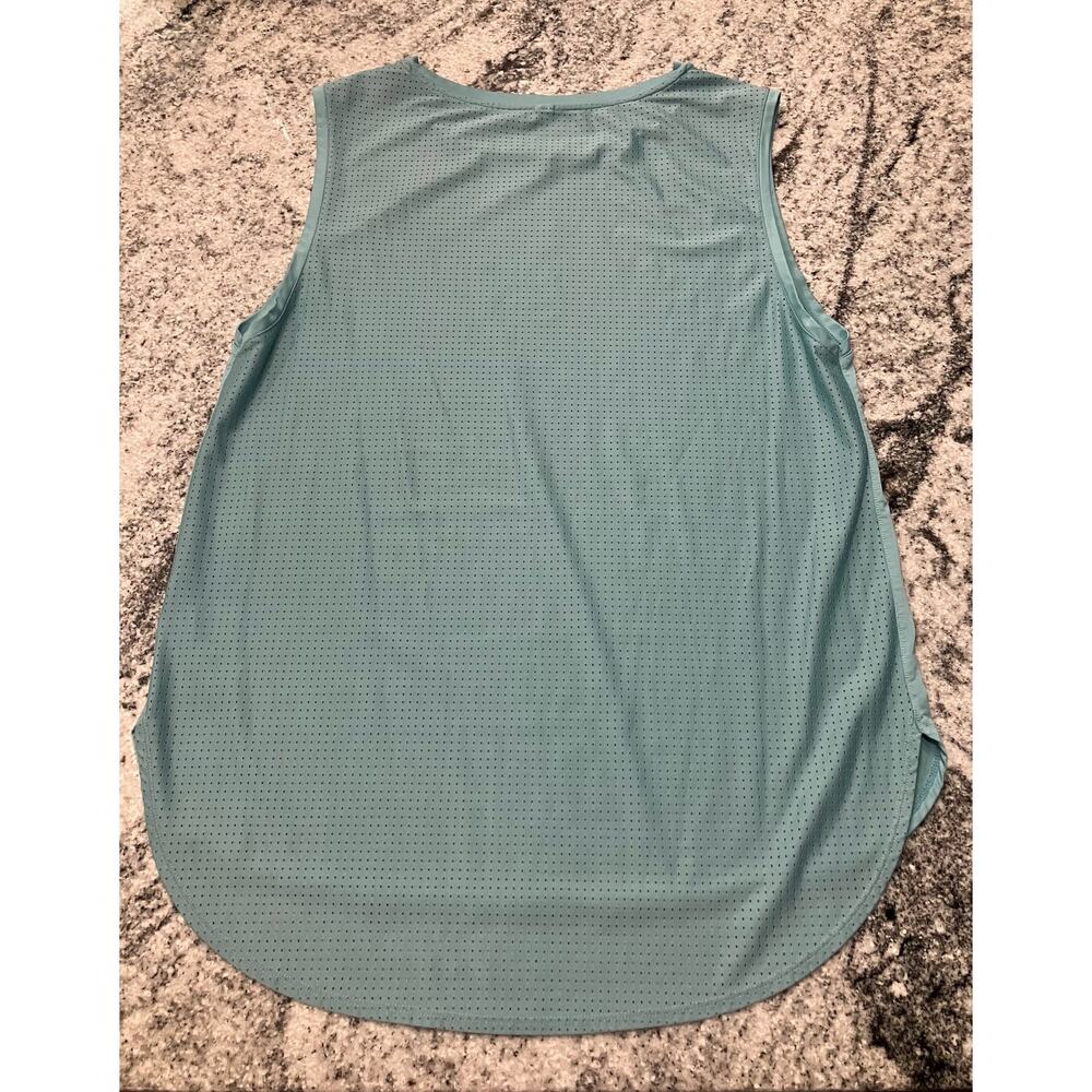 Uniqlo Athletic Tank